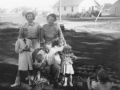 reed and marie and family 1949.jpg